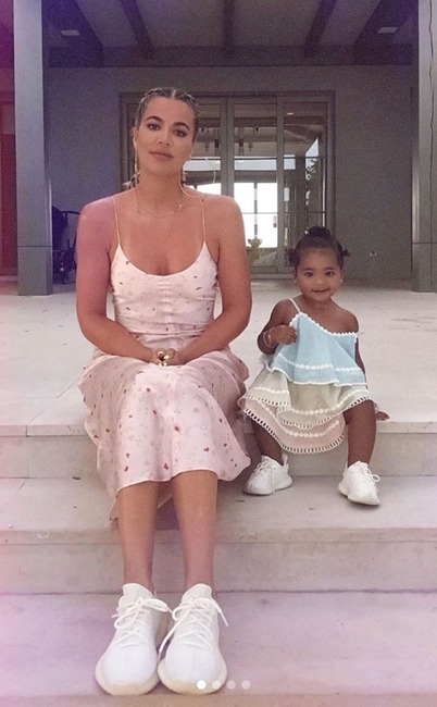 Kardashian Family Social Media Posts, Instagram